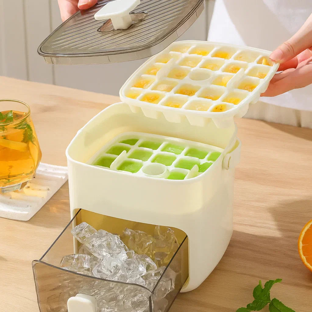 Ice Cube Tray with Push Function – 48 Cubes Without Spilling & With No Effort