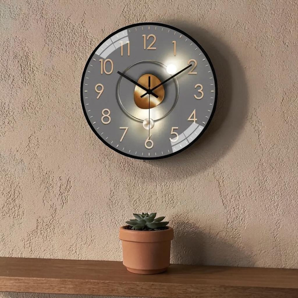 Silent Wall Clock, Ø 20 cm – Glass Cover & Metal Hands, No Ticking