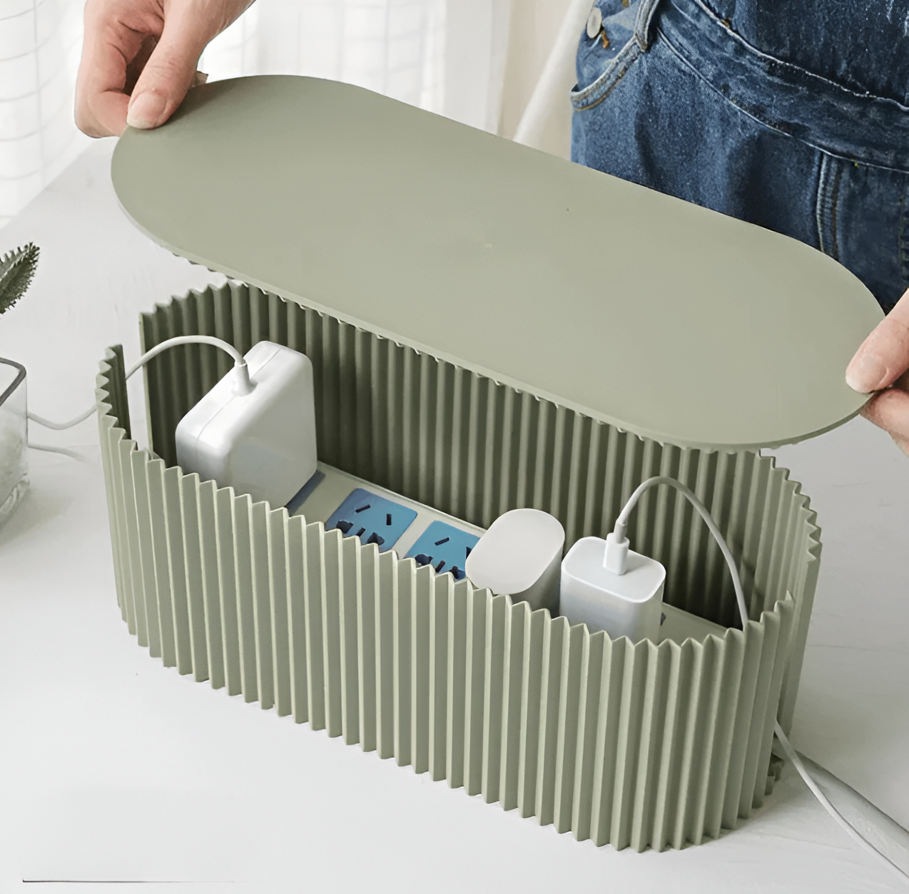 Cable Box with Lid – A Neat Charging Station for Your Home