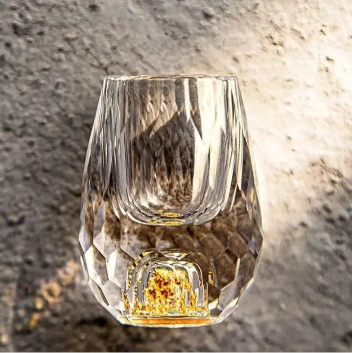 Crystal Shot Glasses with an Elegant Cut – Set of 6 Glasses