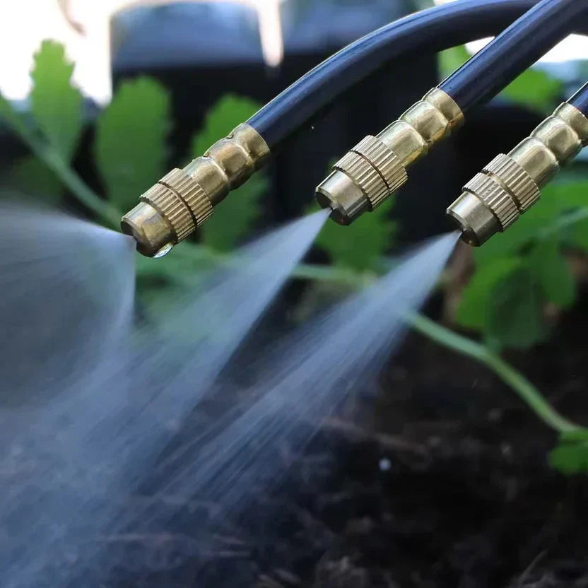 Irrigation System for Gardens & Balconies — 360° Spray Nozzles, No Electricity Required